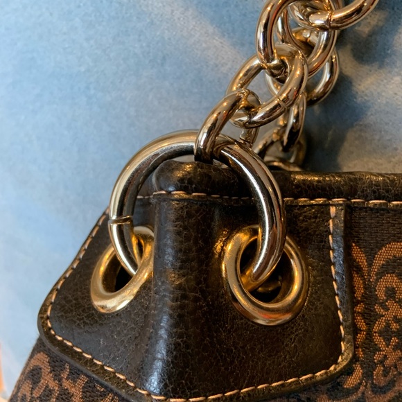 Kathy Van Zeeland Handbag with charms - Picture 5 of 9